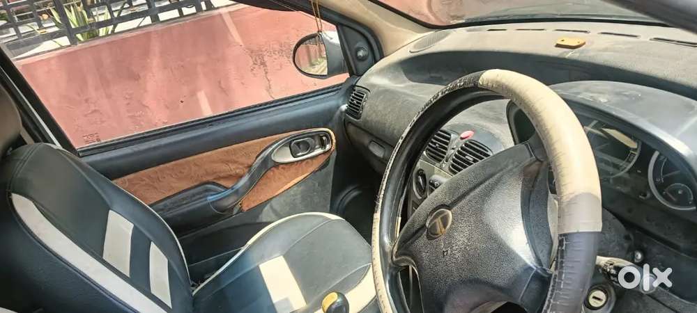 Car Is Good Condition & 25 Milega