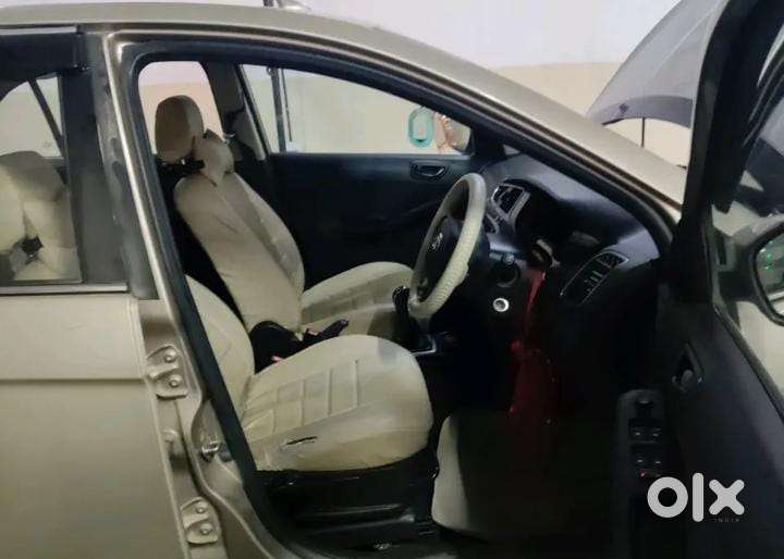 Tata Bolt Revotron Xms, 2016, Petrol