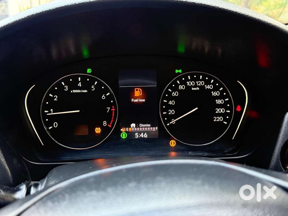 Honda City V Mt Sunroof, 2025, Petrol