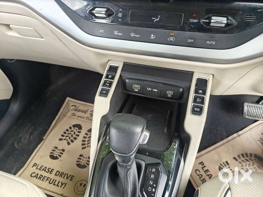 Kia Carens 1.5 Luxury Plus Diesel At 7 Str, 2023, Diesel