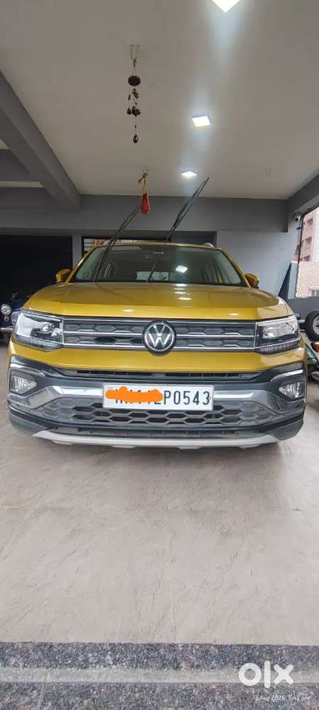 2024 Volkswagen Taigun Topline 1.0 Tsi Mt &ndash; Kurkuma Yellow