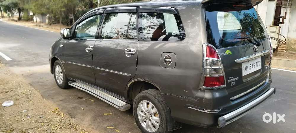 Toyota Innova 2010