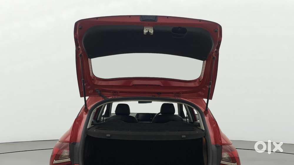 Hyundai New I20 1.2 Asta Mt, 2022, Petrol