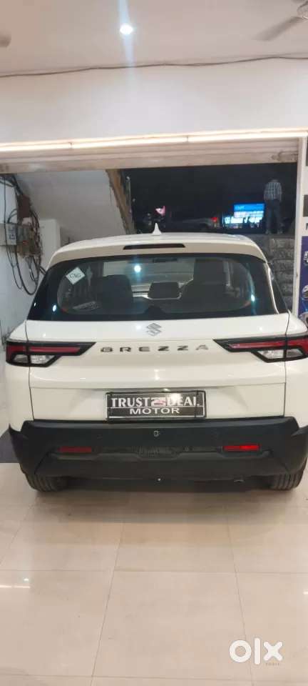 Maruti Suzuki Brezza Vxi S-cng, 2024, Cng & Hybrids