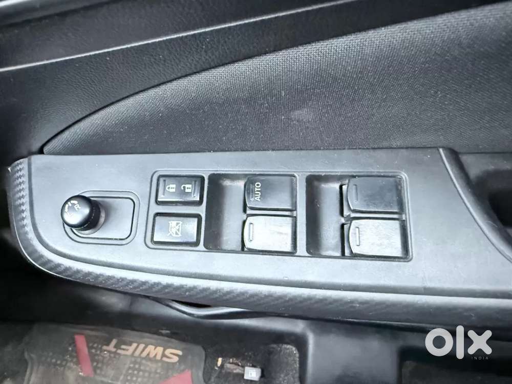 Maruti Suzuki Swift Vxi, 2022, Petrol