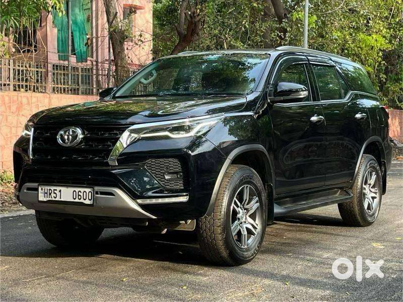 Toyota Fortuner [2021-ongoing] 2.8 2wd Diesel At, 2024, Diesel