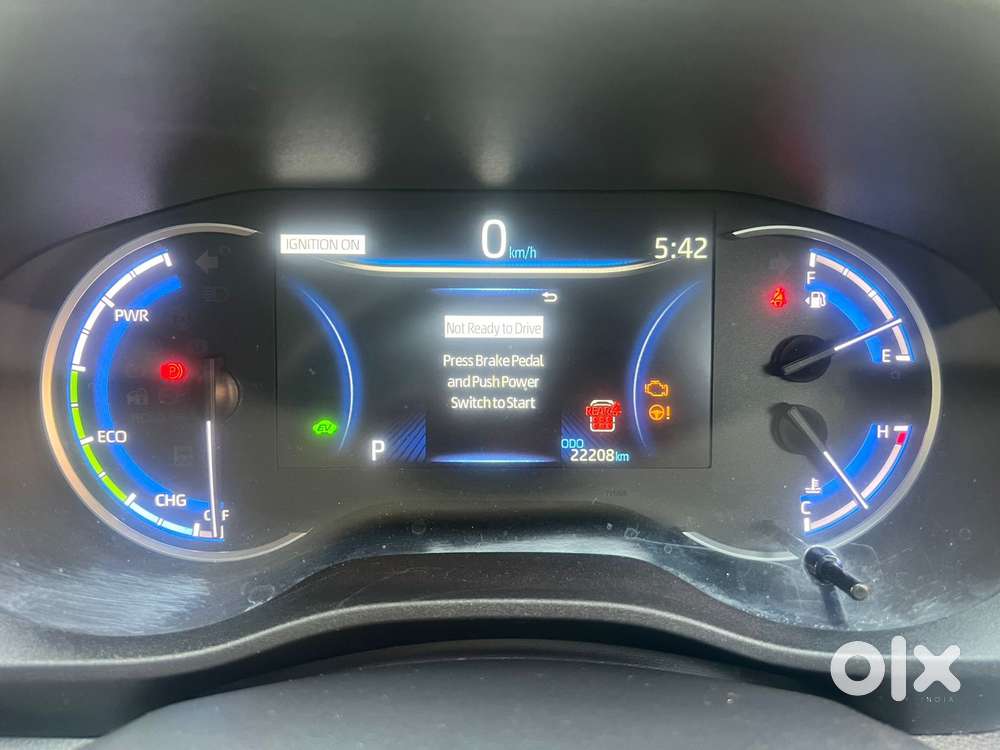 Toyota Innova Hycross 2.0 Vx (o) Hybrid 7 Str, 2024, Petrol