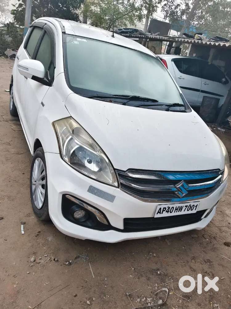 Maruti Suzuki Ertiga 2015 Diesel 130000 Km Driven