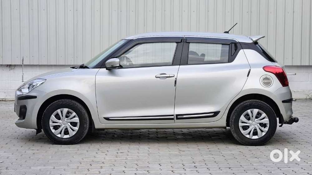 Maruti Suzuki Swift Vxi, 2021, Petrol