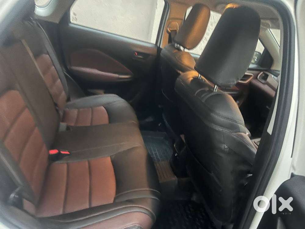 Manual Car Needs To Sell, 1 Year Old, 2nd Top Model