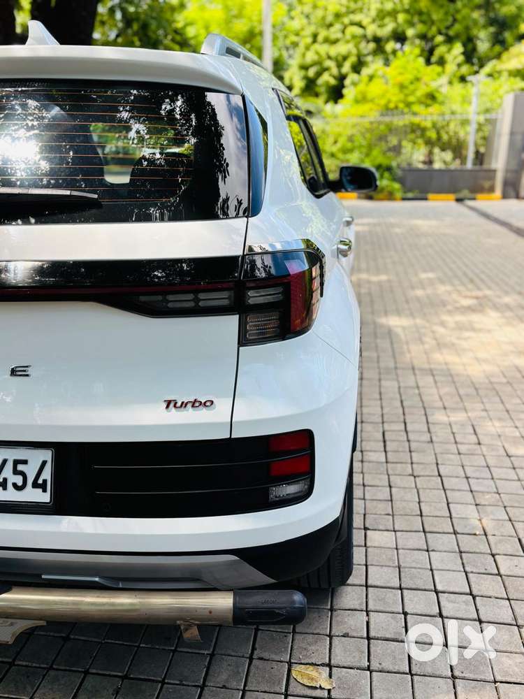 Hyundai Venue 1.0 S (o) Turbo Imt, 2022, Petrol