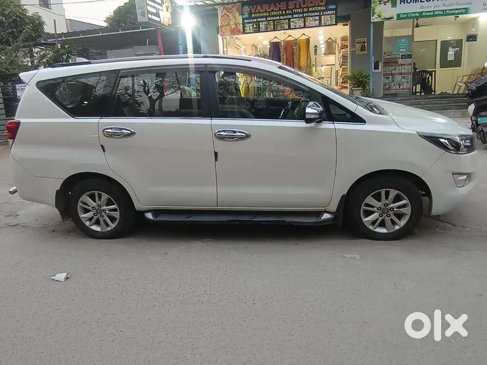Toyota Innova Crysta 2017 Diesel  Manual
