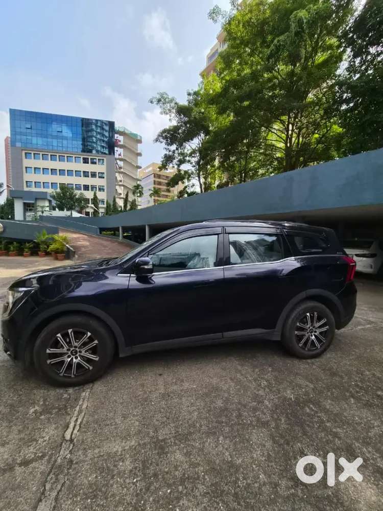 Mahindra Xuv700 25 Petrol