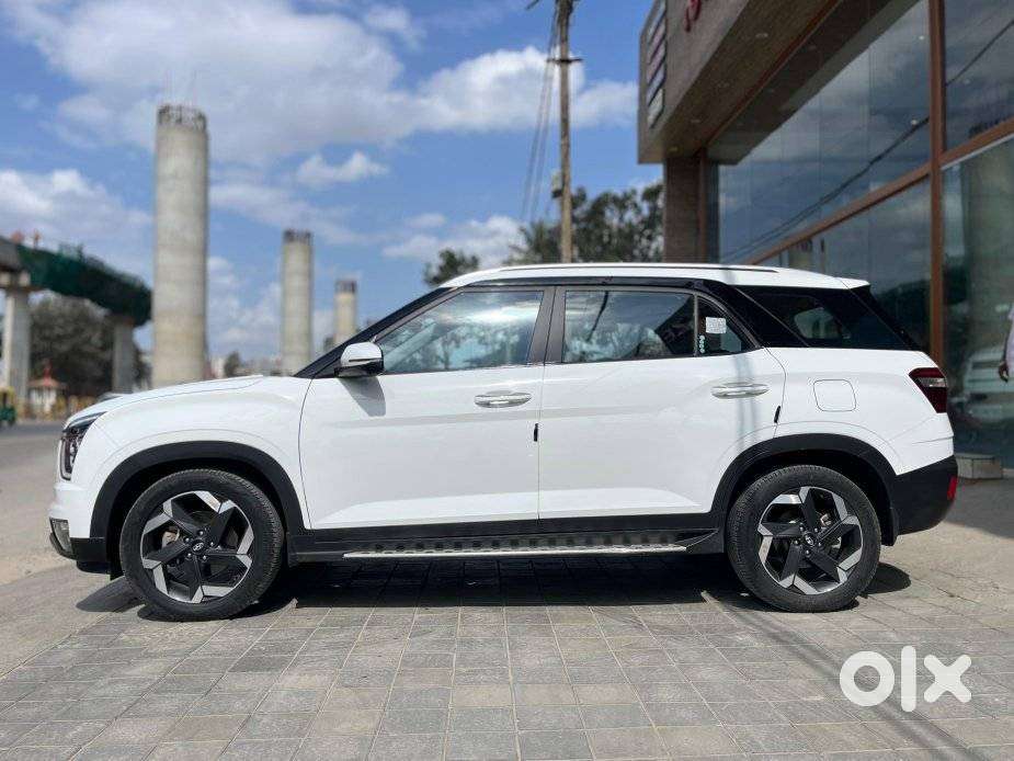 Hyundai Alcazar 2.0 Platinum (o) Petrol At 7 Str, 2022, Petrol