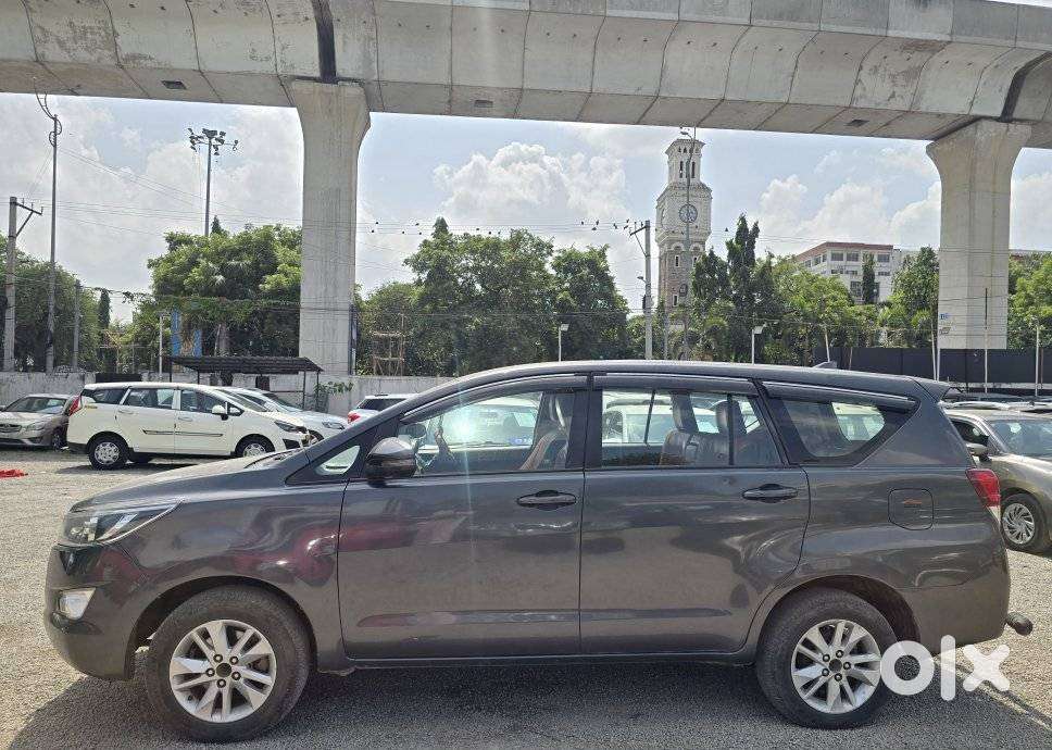 Toyota Innova Crysta 2.4 G Mt 8s, 2019, Diesel