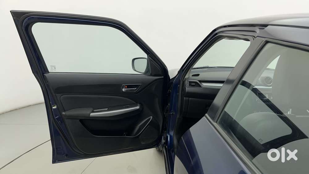 Maruti Suzuki Swift Amt Zxi, 2020, Petrol