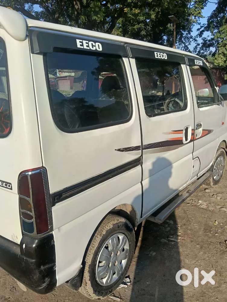 Maruti Eeco Smiles 2017