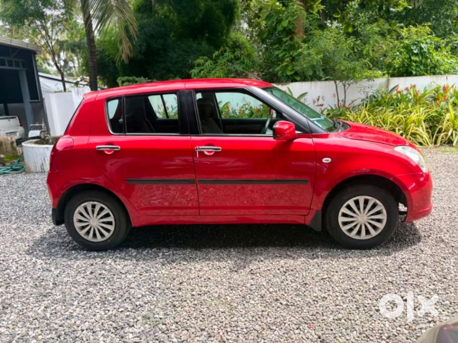 Maruti Suzuki Swift 1.3 Vxi Abs, 2006, Petrol