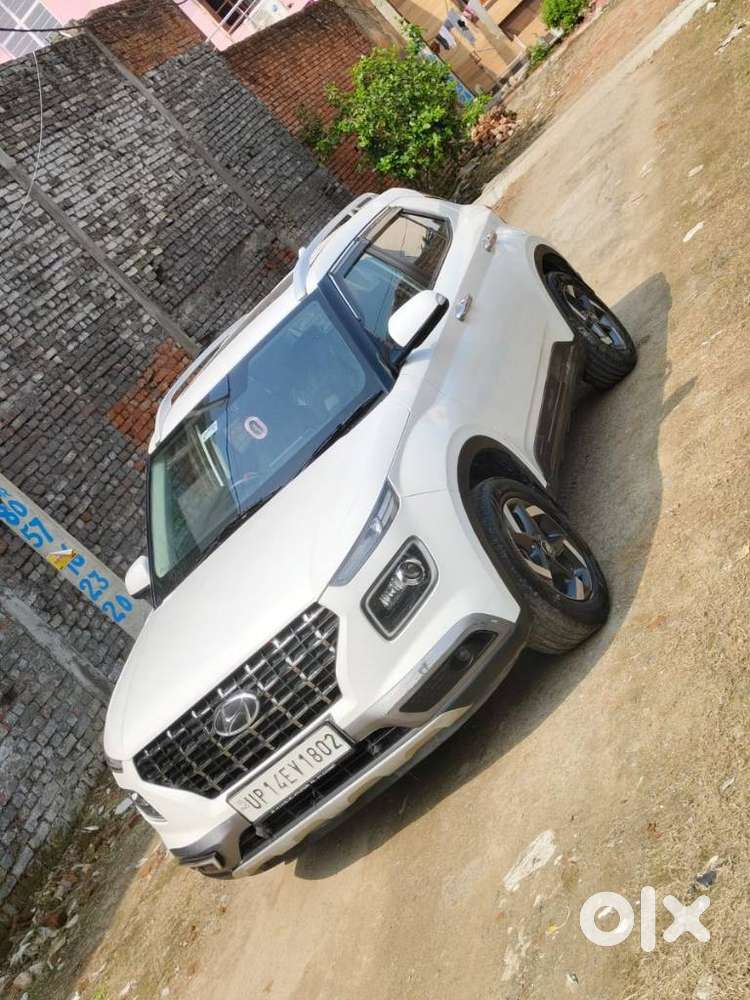 Hyundai Venue, 2021, Petrol