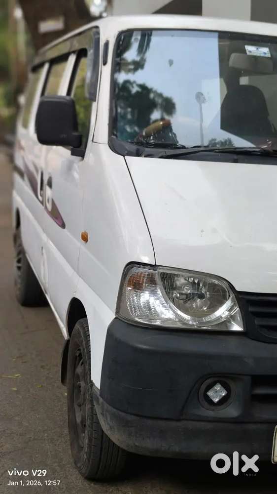 Maruti Suzuki Eeco 5star Ac
