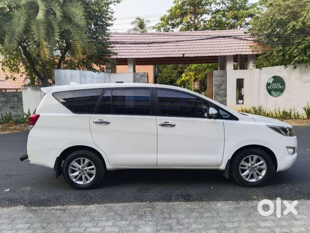 Toyota Innova Crysta 2.4 G Mt, 2019, Diesel