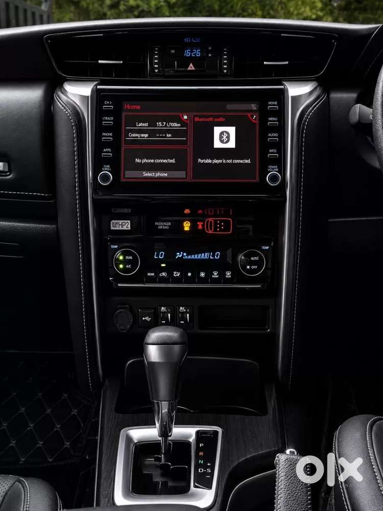 Toyota Fortuner 4x2 At 2.7 Petrol, 2025, Petrol