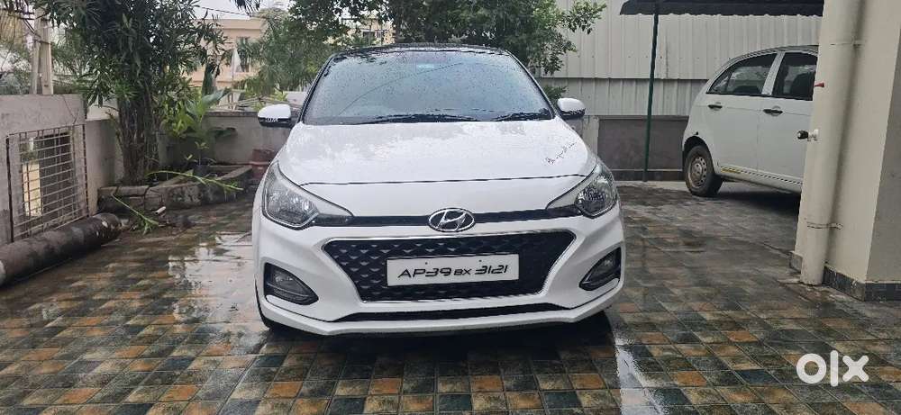 Hyundai New I20 2019 Petrol 70000 Km Driven