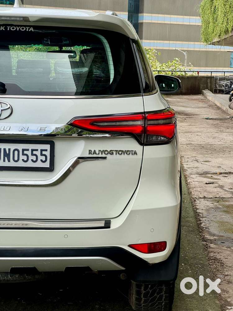 Toyota Fortuner [2021-ongoing] 2.8 2wd Diesel At, 2022, Diesel