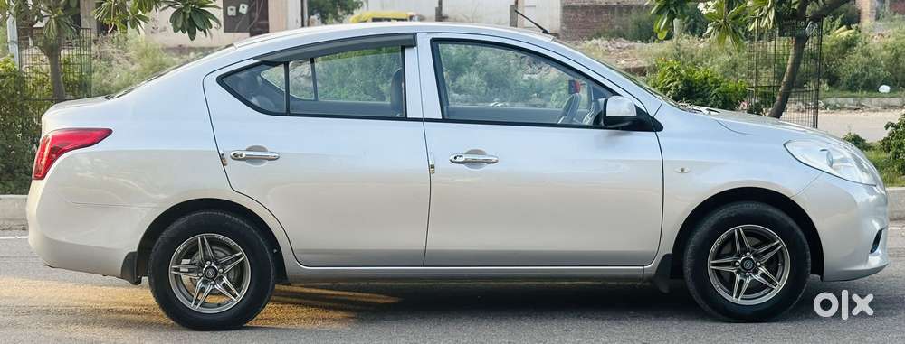 Nissan Sunny Xv, 2013, Petrol
