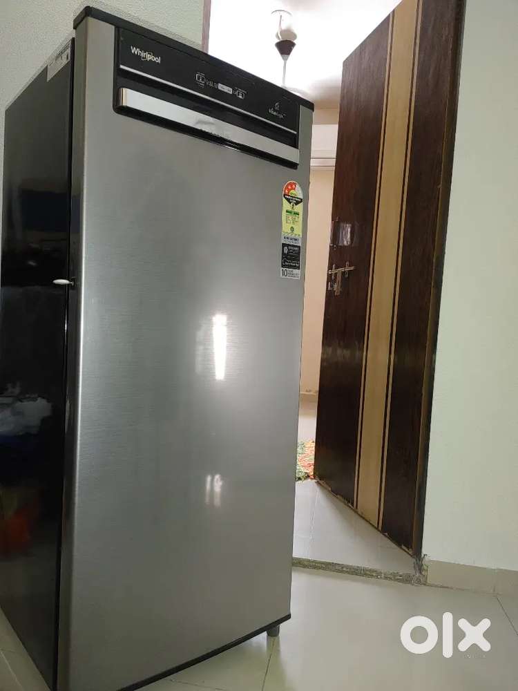 Whirepool fridge, 192 Ltr.
