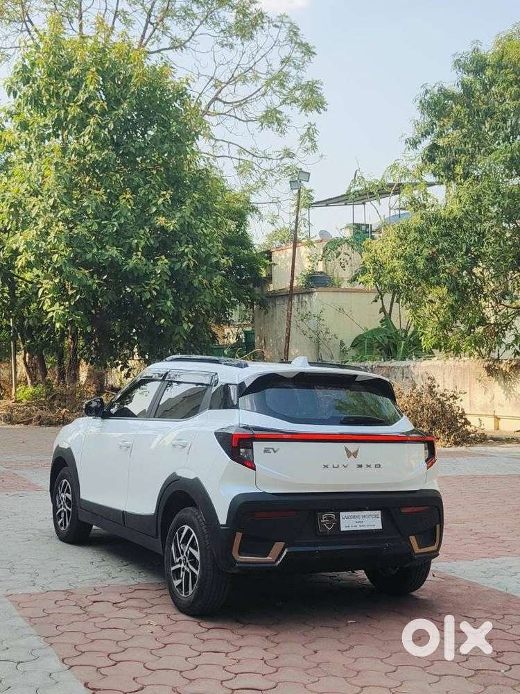 Mahindra Xuv 3xo Ev Ev, 2026, Electric