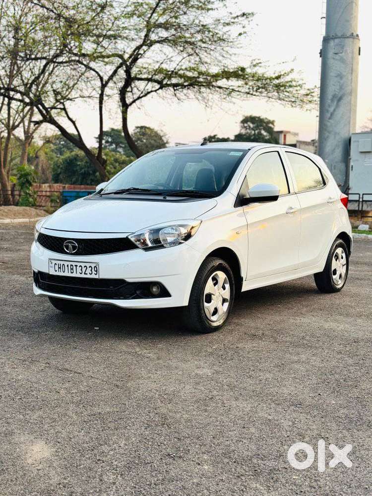Tata Tiago 1.2 Revotron Xt (o), 2018, Petrol