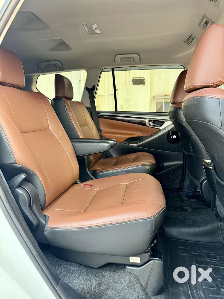 Toyota Innova Crysta [2020-ongoing] 2.4 Gx At 7 Str, 2022, Diesel