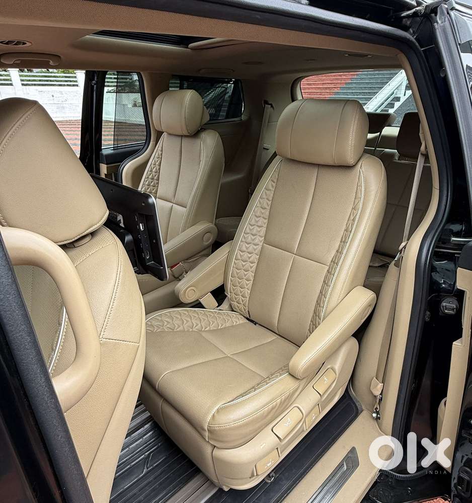 Kia Carnival Limousine Plus 7 Str, 2021, Diesel