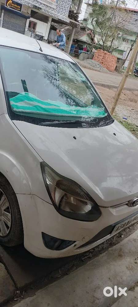 Ford Figo 2012