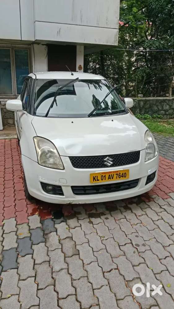 Maruti Suzuki Swift 2009 Diesel 80000 Km Driven