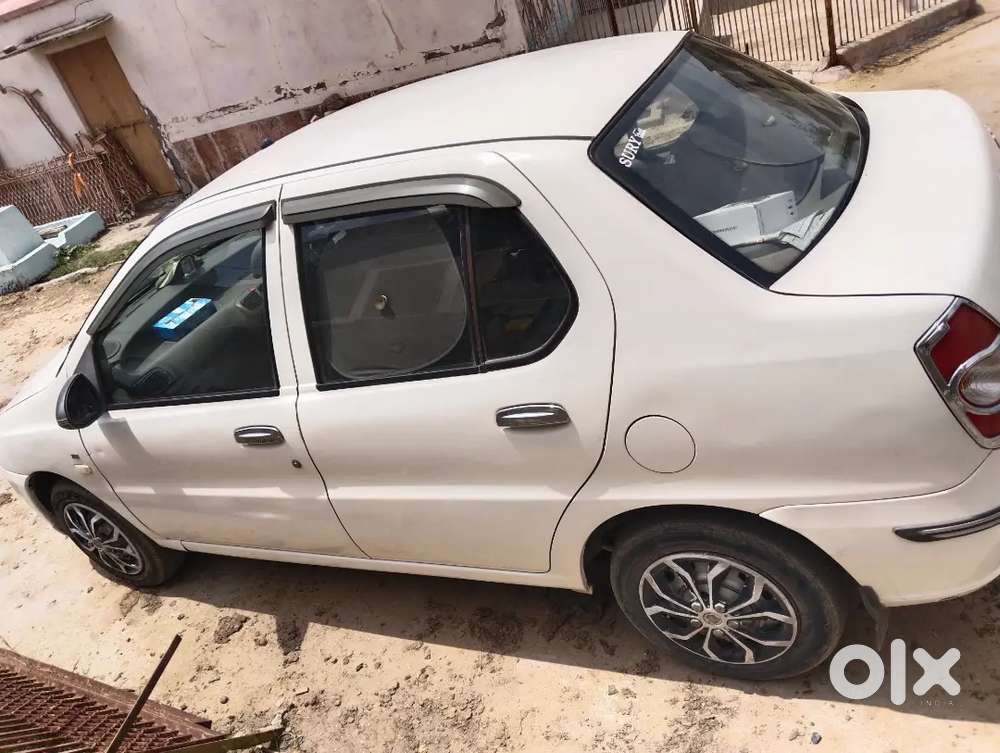 Tata Indigo Ecs Ls 2013