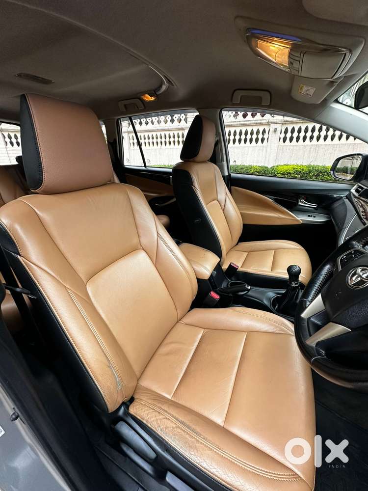 Toyota Innova Crysta [2020-ongoing] 2.4 Vx 7 Str, 2020, Diesel