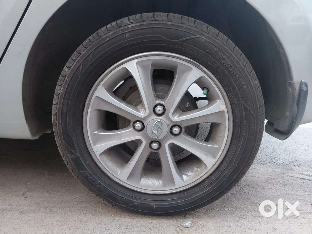 Hyundai Grand I10 2016-2017 Asta Option At, 2016, Petrol