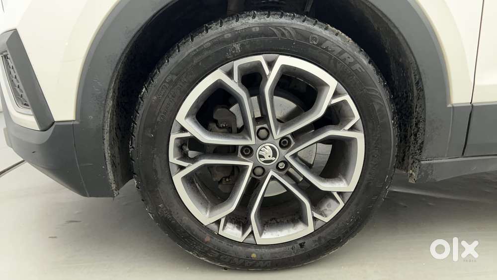 Skoda Kushaq Style 1.0l Tsi At, 2023, Petrol