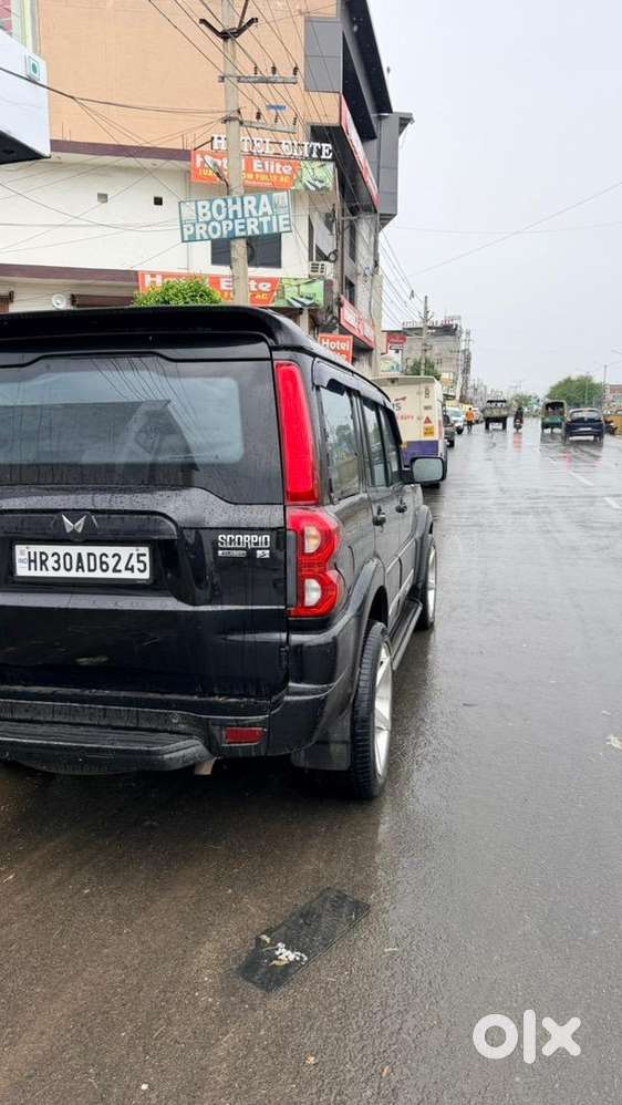 Mahindra Scorpio Classic 2025 Diesel 320000 Km Driven