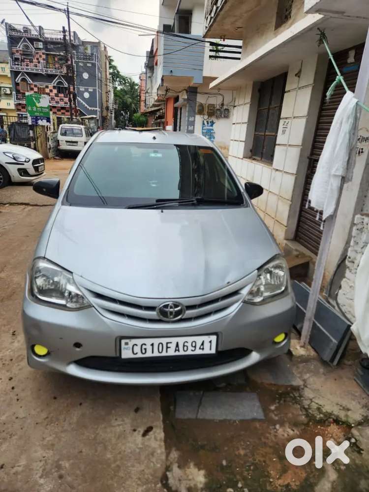 Toyota Etios Liva 2012 Diesel 100000 Km Driven