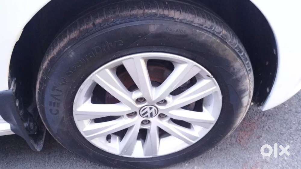 Volkswagen Polo Petrol Highline 1.2l, 2014, Petrol