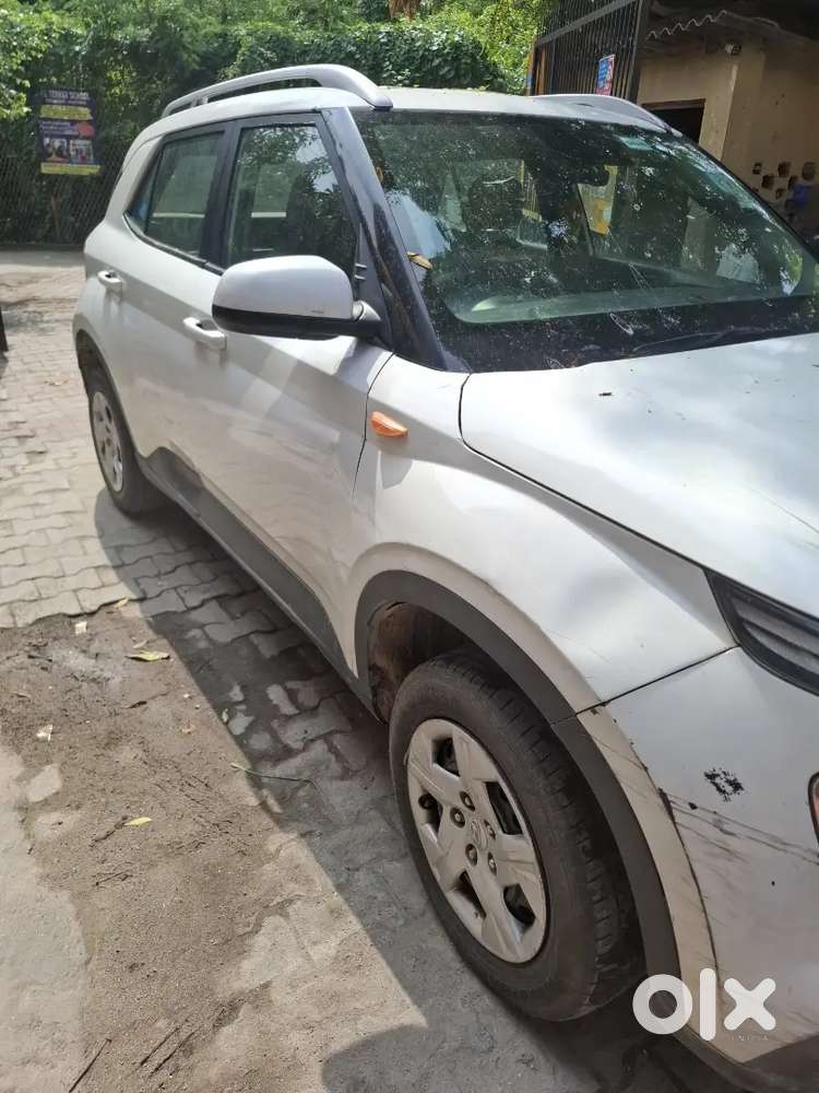 Hyundai Venue 2020 Model 2nd Owner