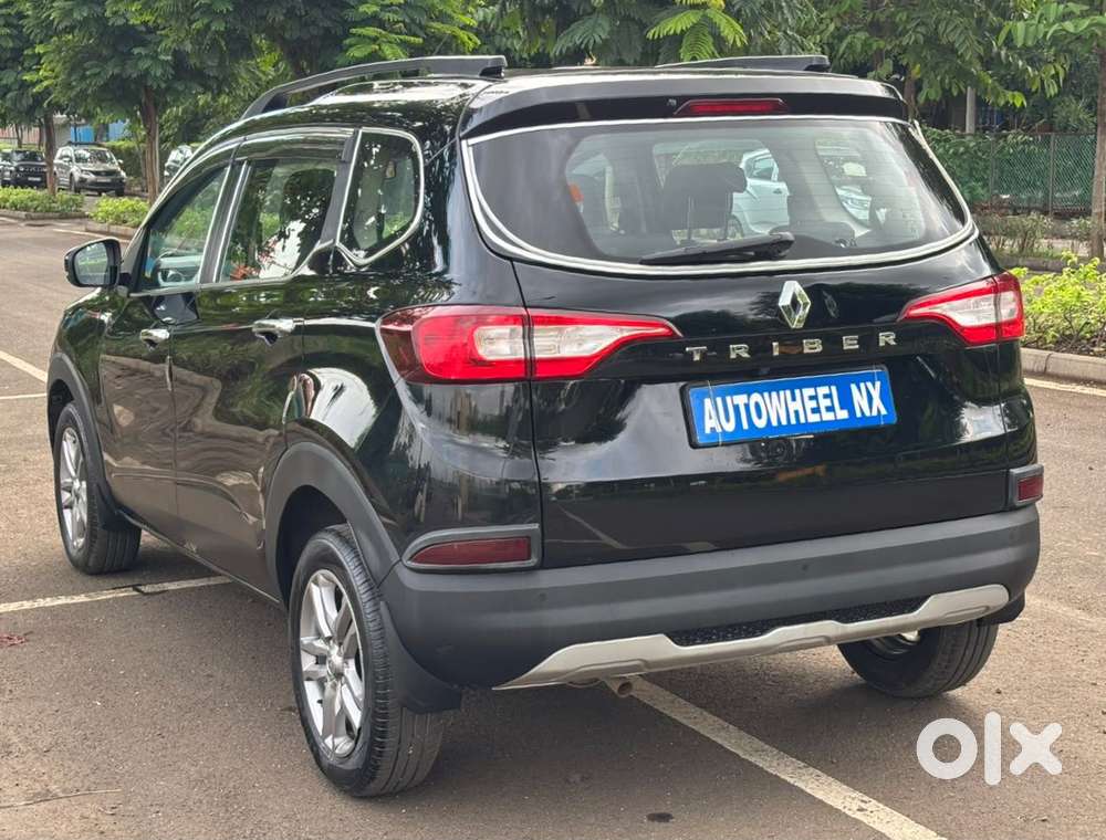 Renault Triber Rxz, 2025, Petrol