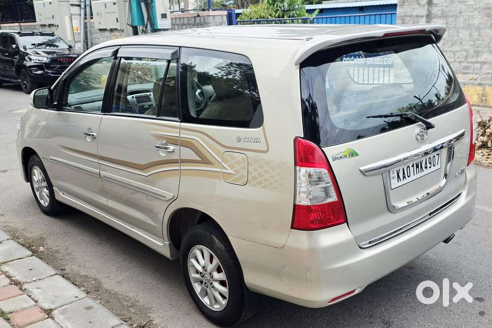 Toyota Innova [ ] 2.5 V Diesel 7 Str, 2013, Diesel