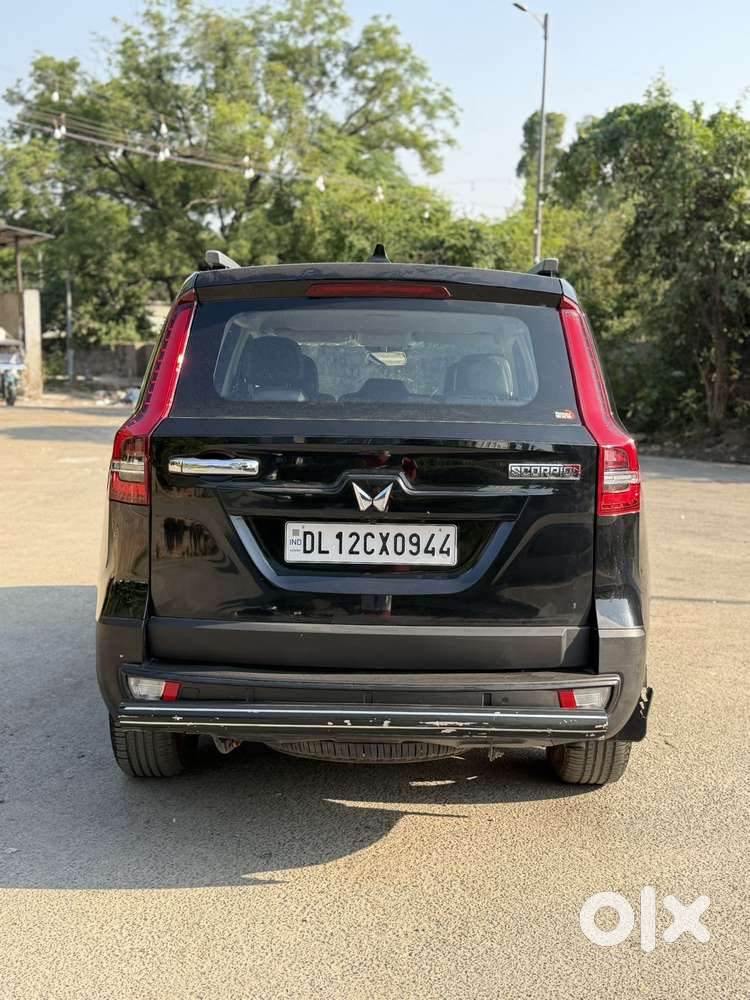 Mahindra Scorpio N Z2 Petrol Mt 7 Str, 2023, Petrol