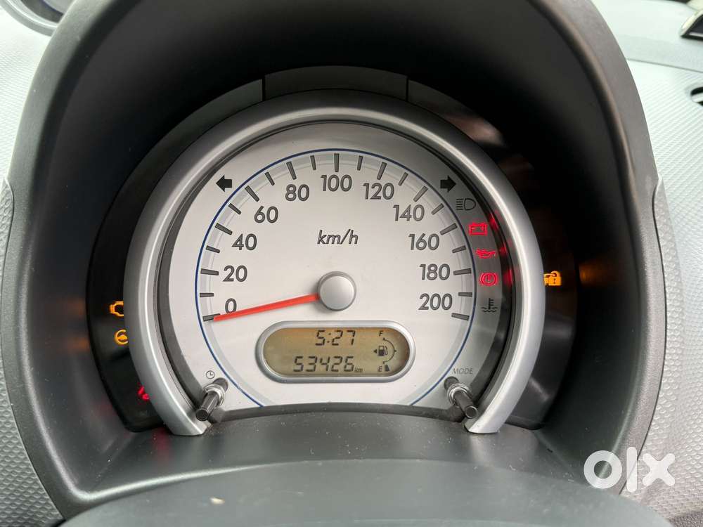 Maruti Suzuki Ritz Vxi, 2015, Petrol