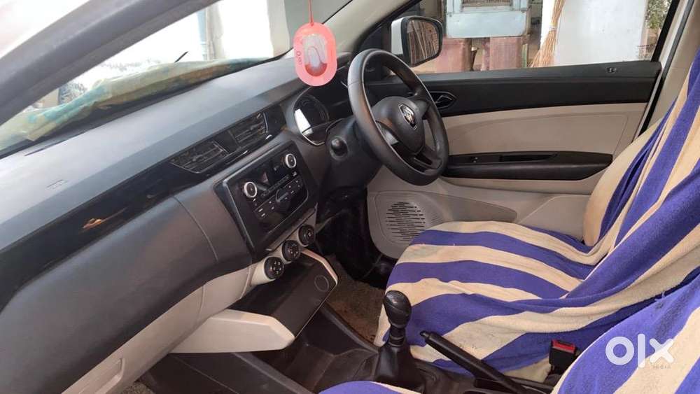 Renault Car 2021 Drive