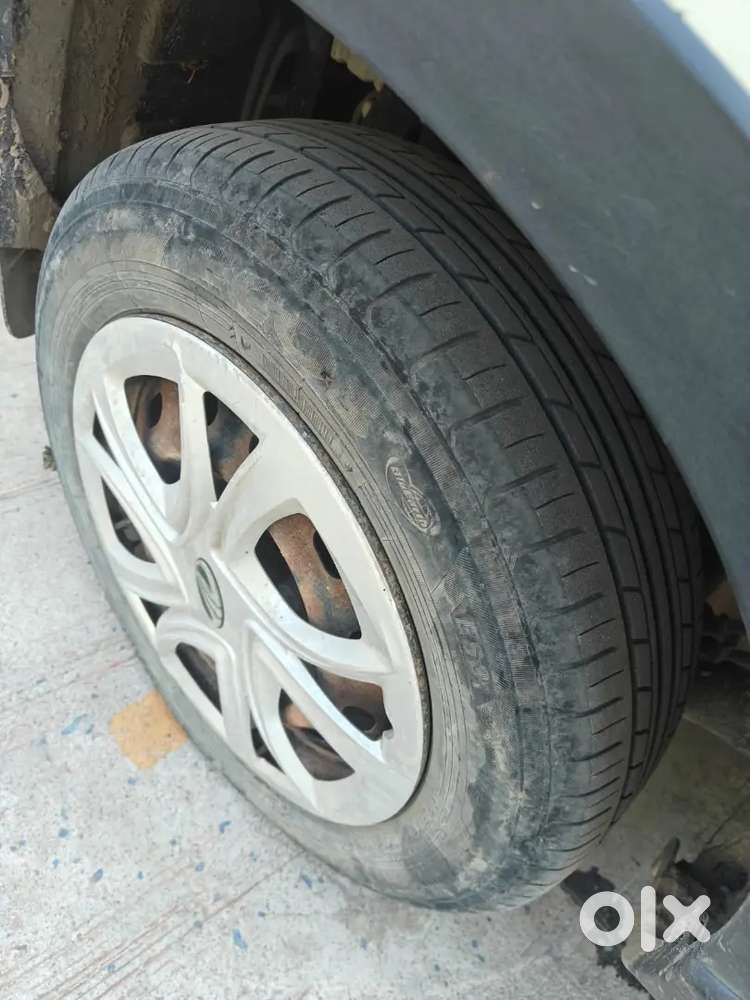 Mahindra Kuv100 Nxt 2017 Petrol 106000 Km Driven